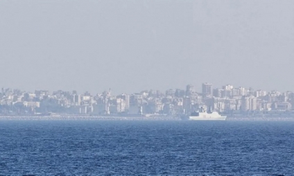 اصابات &quot;بانفجار&quot; في سفينة تجارية بميناء اللاذقية شمالي سوريا